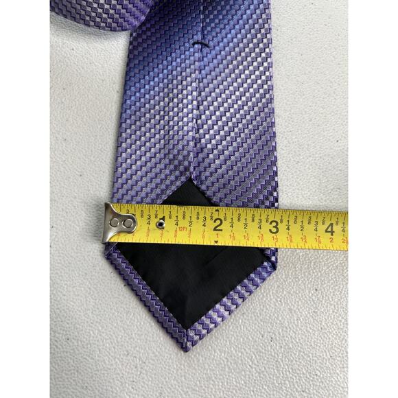 Van Heusen Purple, Gray, Blue Geometric Pattern 100% Silk Tie NWOT - Picture 7 of 7